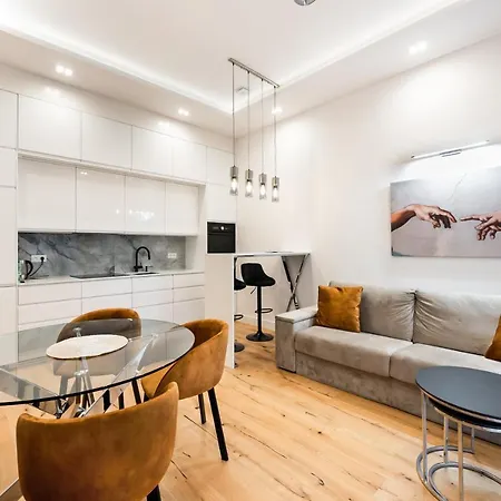 Zlota Sophisticated Apartment Warsaw Exterior photo